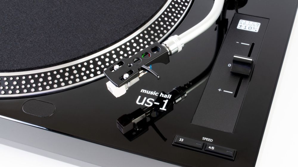 Проигрыватель винила Music Hall MMF US-1