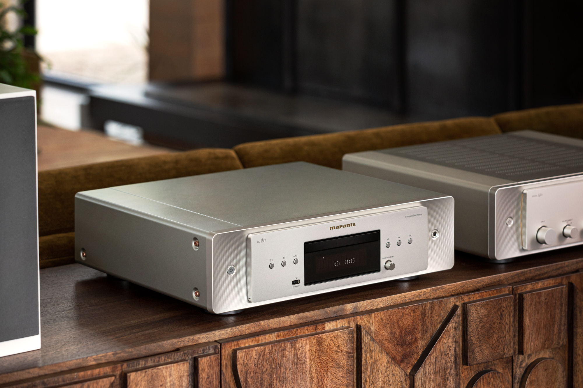 Marantz CD 60 Silver-Gold CD проигрыватель