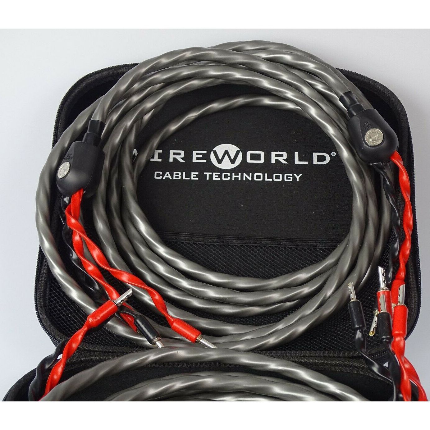 Wireworld Equinox 8 Biwire Speaker Cable 2.0m Pair (BAN-BAN) кабель акустический  "банан" пр. (EQB2.0MB-8)