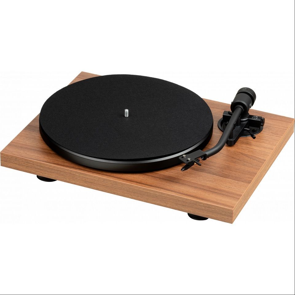 Music Hall MMF Mark1 walnut