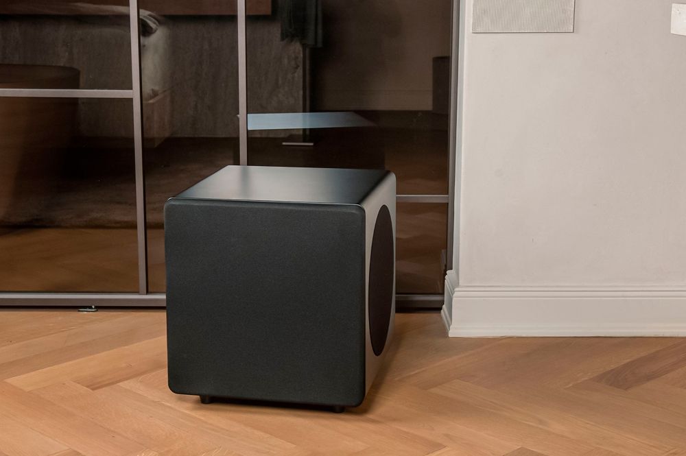 Velodyne DW-12 Black активный сабвуфер