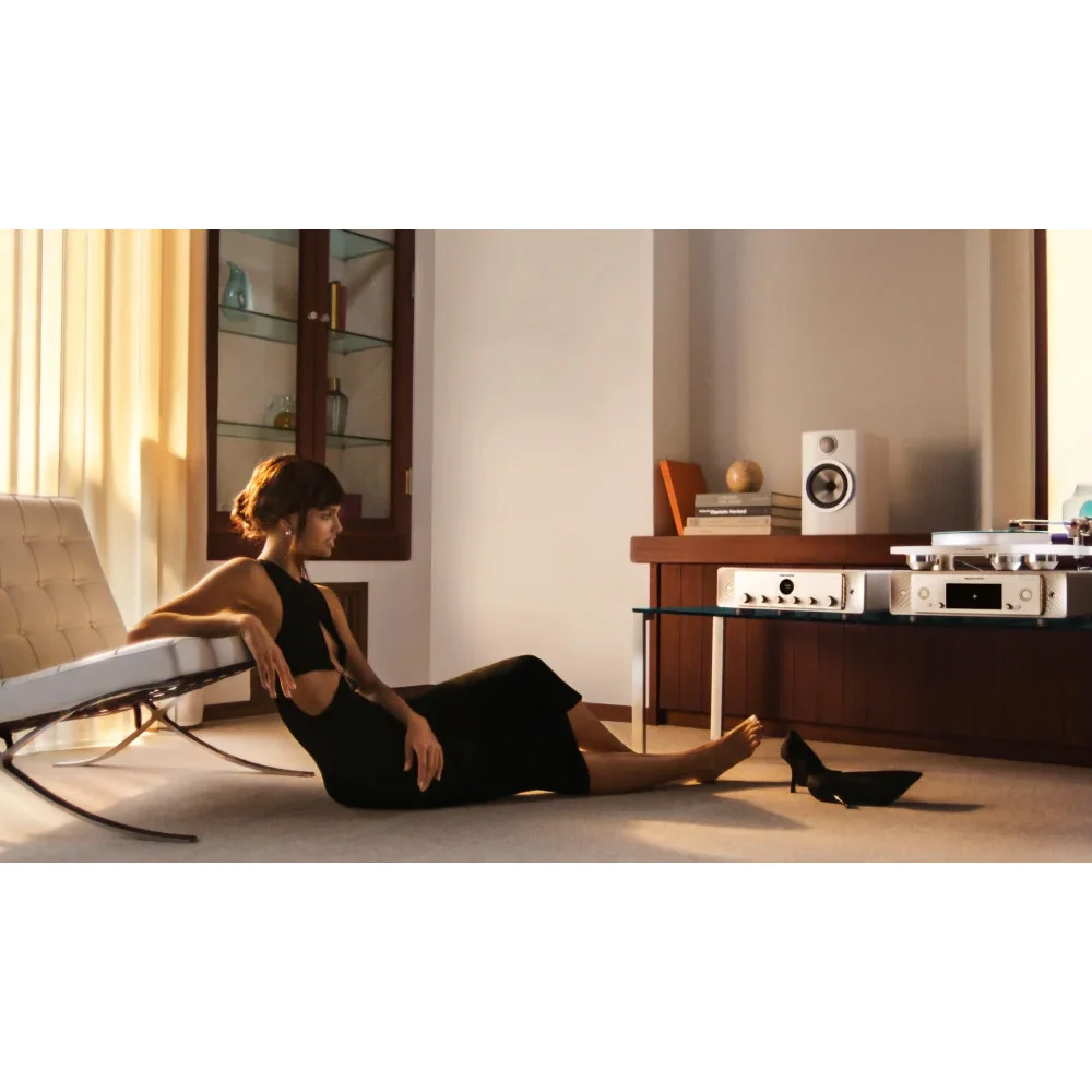 Marantz Stereo 70s Silver Стерео ресивер