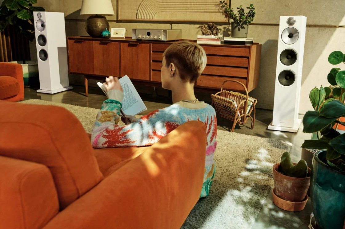 Bowers & Wilkins 603 S3 White Напольная акустика
