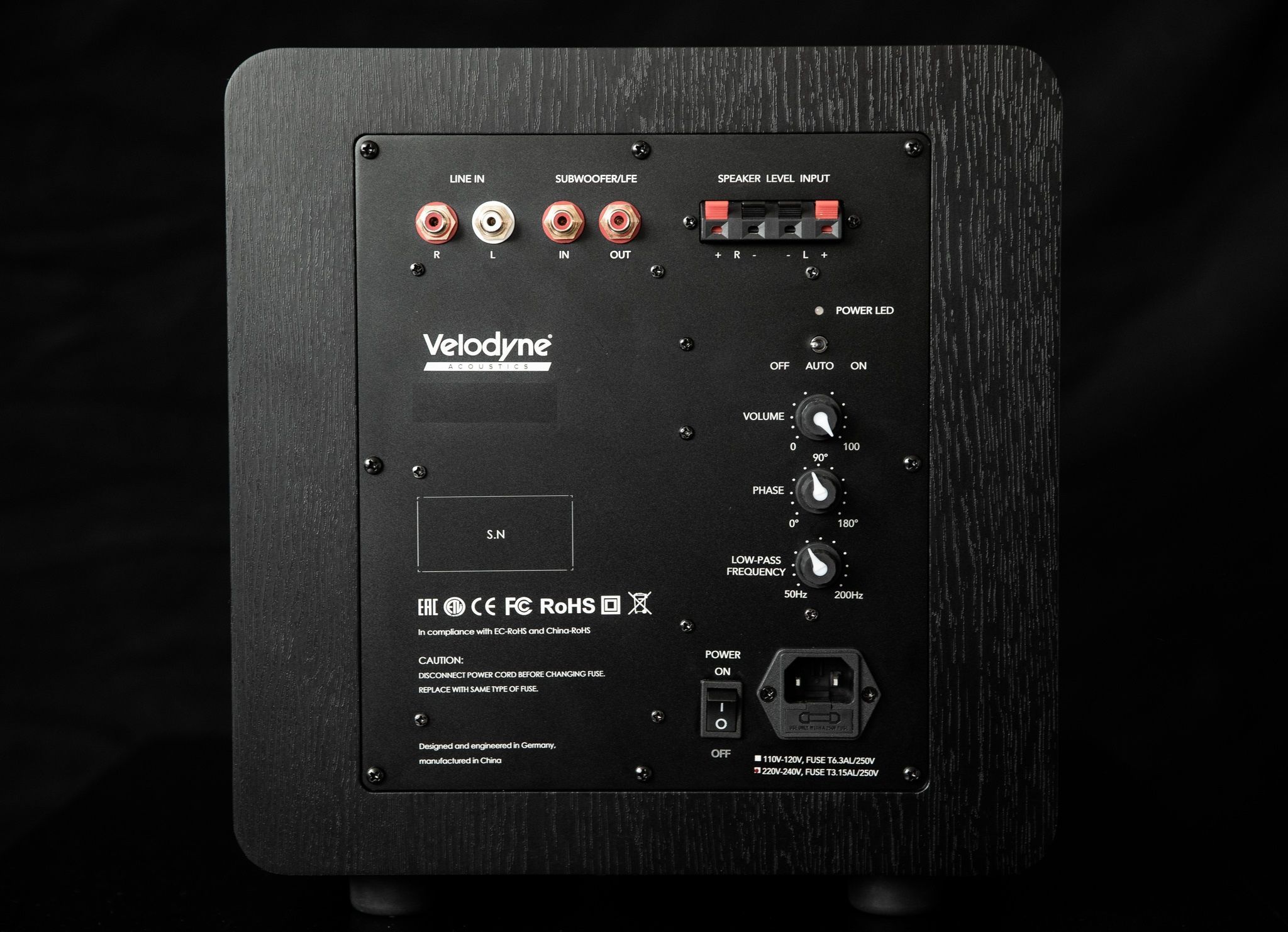Velodyne DB-8 black активный сабвуфер