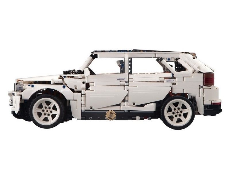 Конструктор CADA deTech внедорожник BMW G5 4WD (2208 деталей) - C61007W