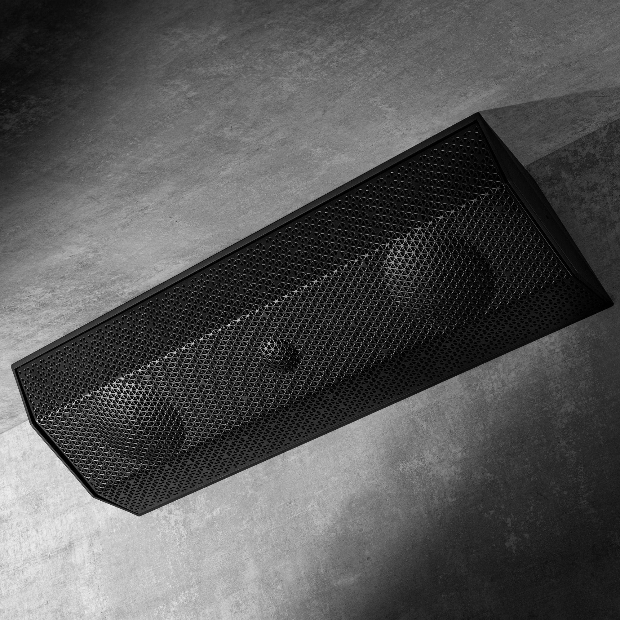 Lithe Audio IO1 black 6821 Встраиваемая в стену акустика