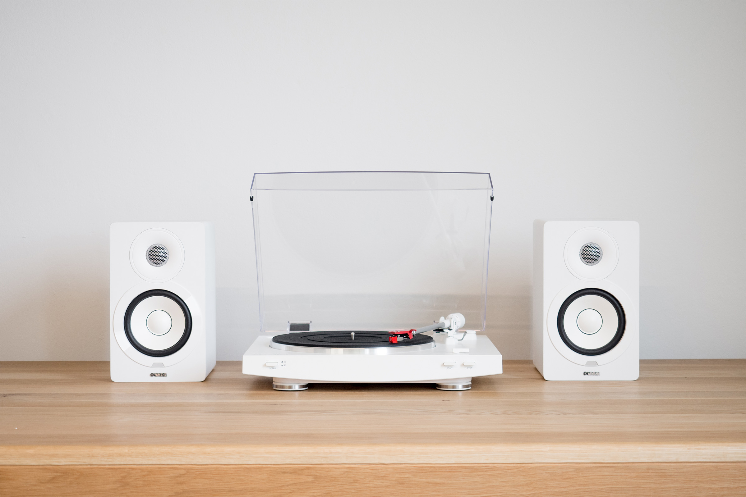 AUDIO-TECHNICA AT-LP3WH Виниловый проигрыватель