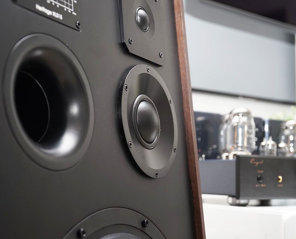 Elipson Heritage XLS 15 полочная АС