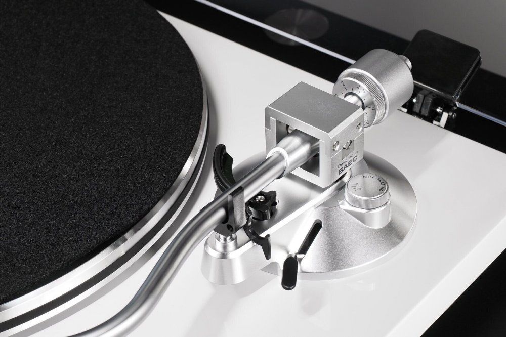 TEAC TN-3B-SE White проигрыватель