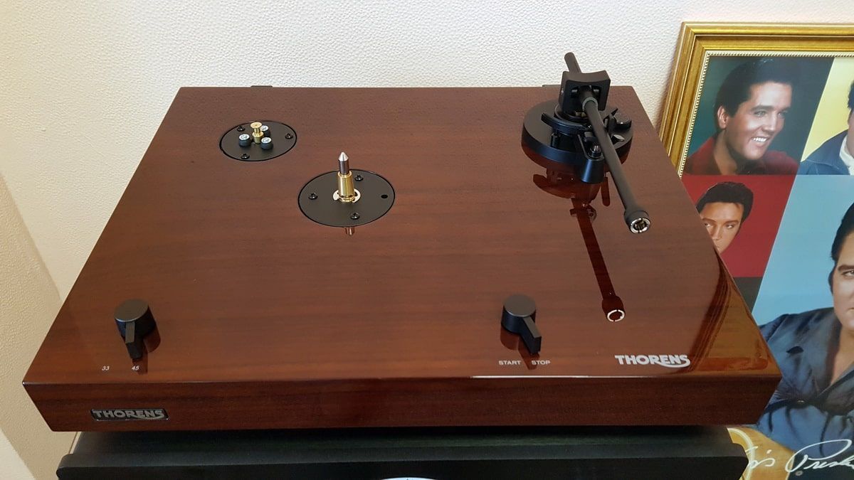 Thorens TD-202 TP71 AT95E walnut виниловый проигрыватель