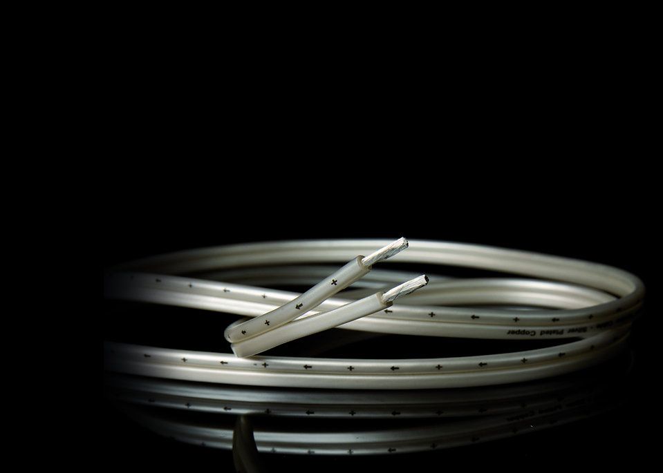 NorStone Silver SV250 1m акустический кабель сечение 2х2,5мм² посеребренная OFC белая оплетка 1м