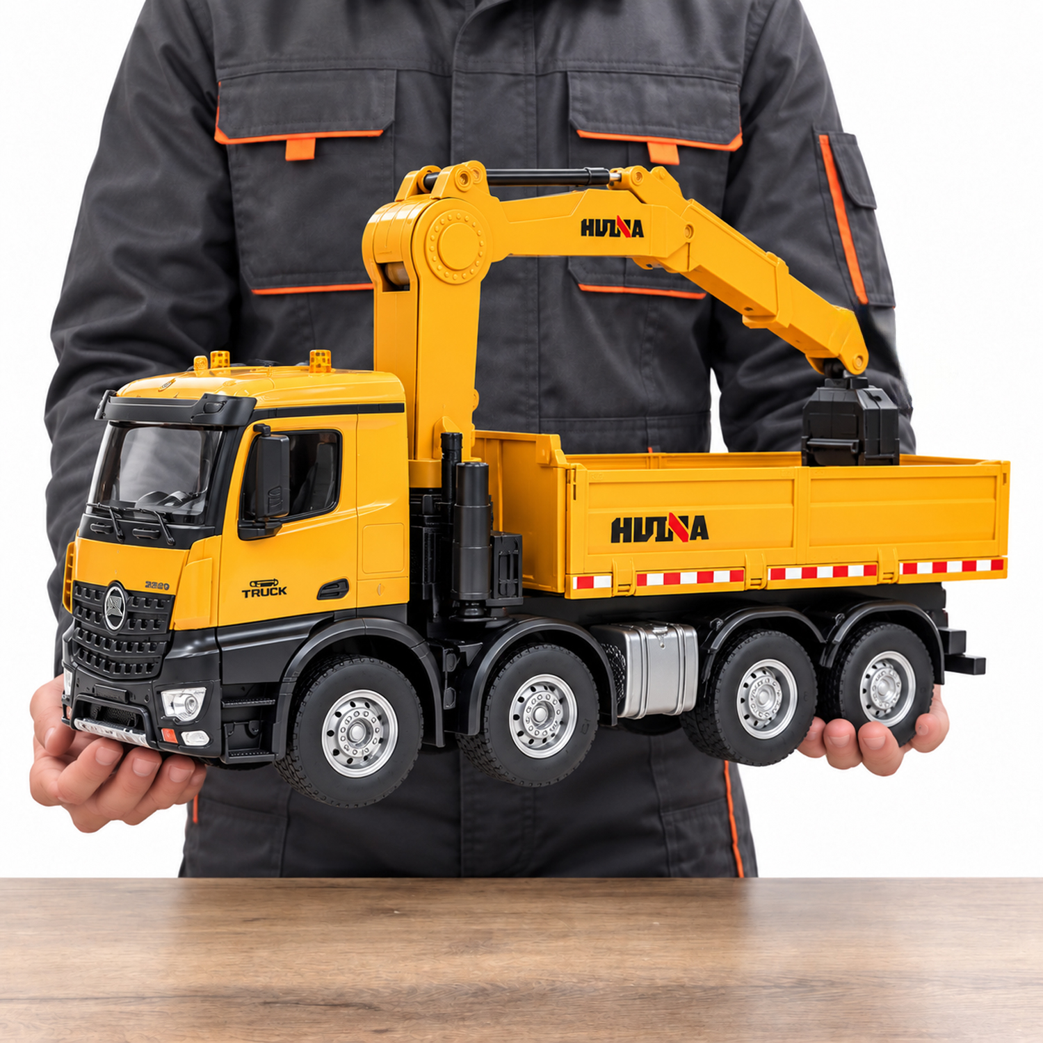 Радиоуправляемый самосвал-кран-погрузчик HuiNa Toys 1:14 - HN1538