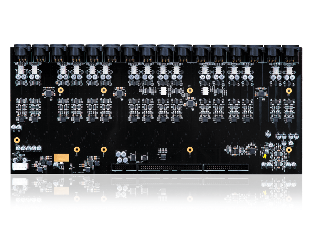 Emotiva RMC-1 AV-процессор