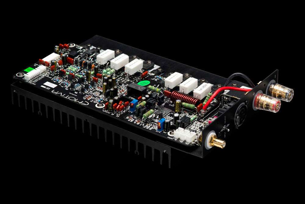 Emotiva XPA-2 Gen3 2-канальный усилитель мощности