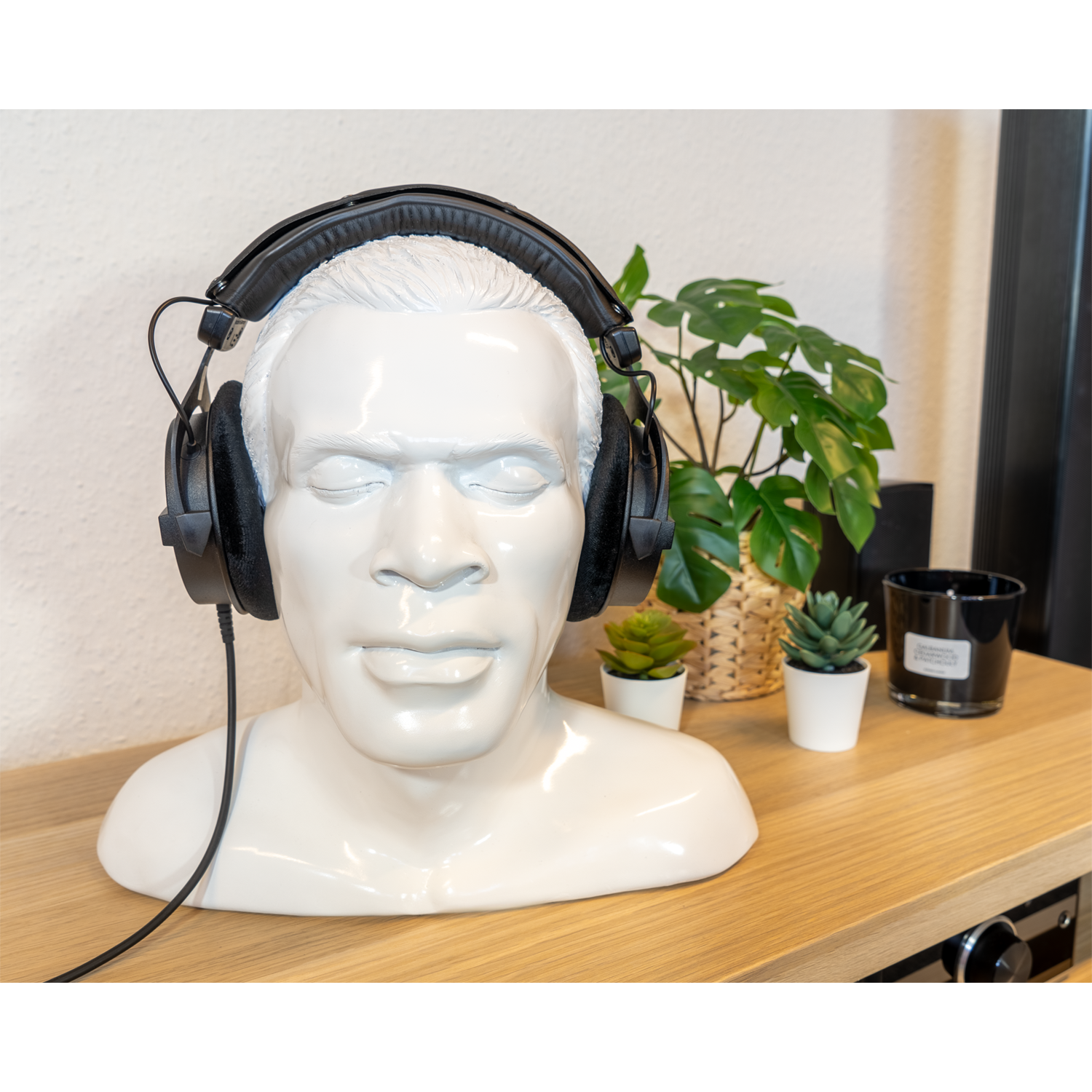 Oehlbach STATE OF THE ART XXL IN SILENCE Headphone Stand white Подставка для наушников D1C35405