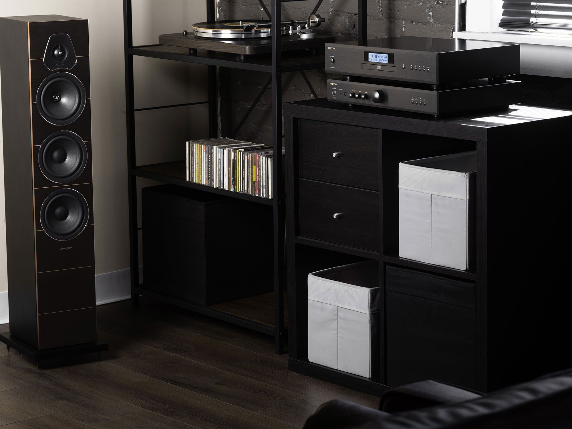 Rotel A10MKII Black интегральный усилитель