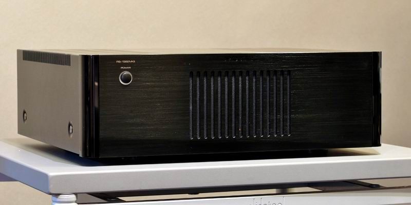 Rotel RB-1582 MkII (Black)